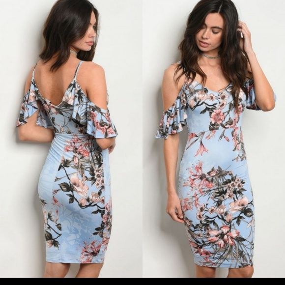 Threadzwear Dresses & Skirts - Last One! NWT Floral Bodycon Dress